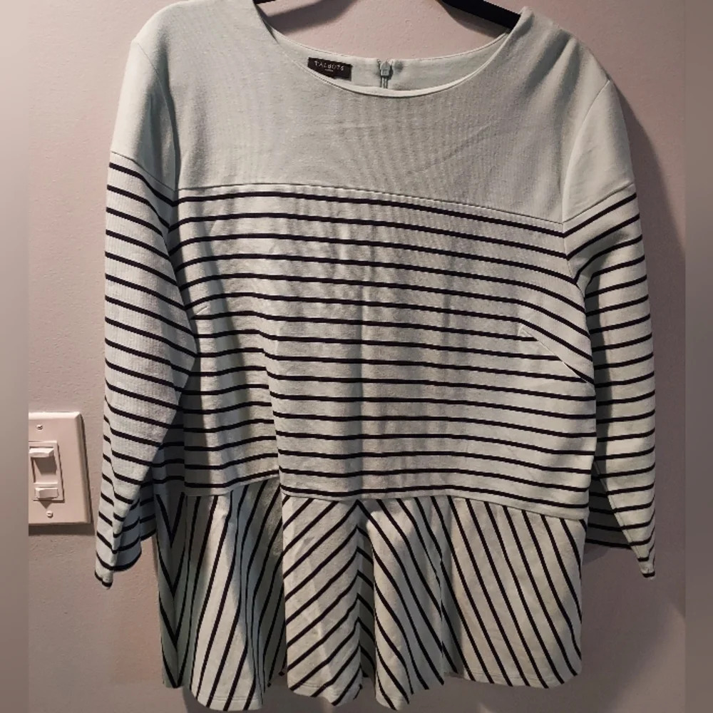 Talbots Woman Blue Striped Peplum 3/4 Sleeve Blouse in Size 1X